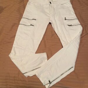 White cargo pants. SL8 size 26